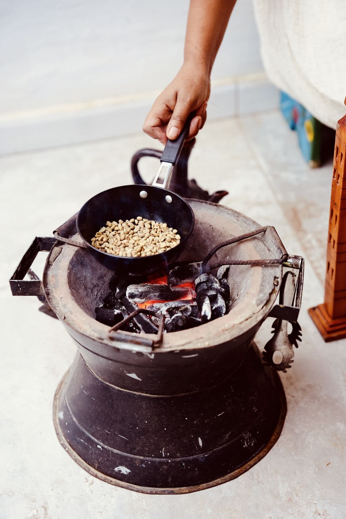 Grains de café verts avant torréfaction chez ge'eza