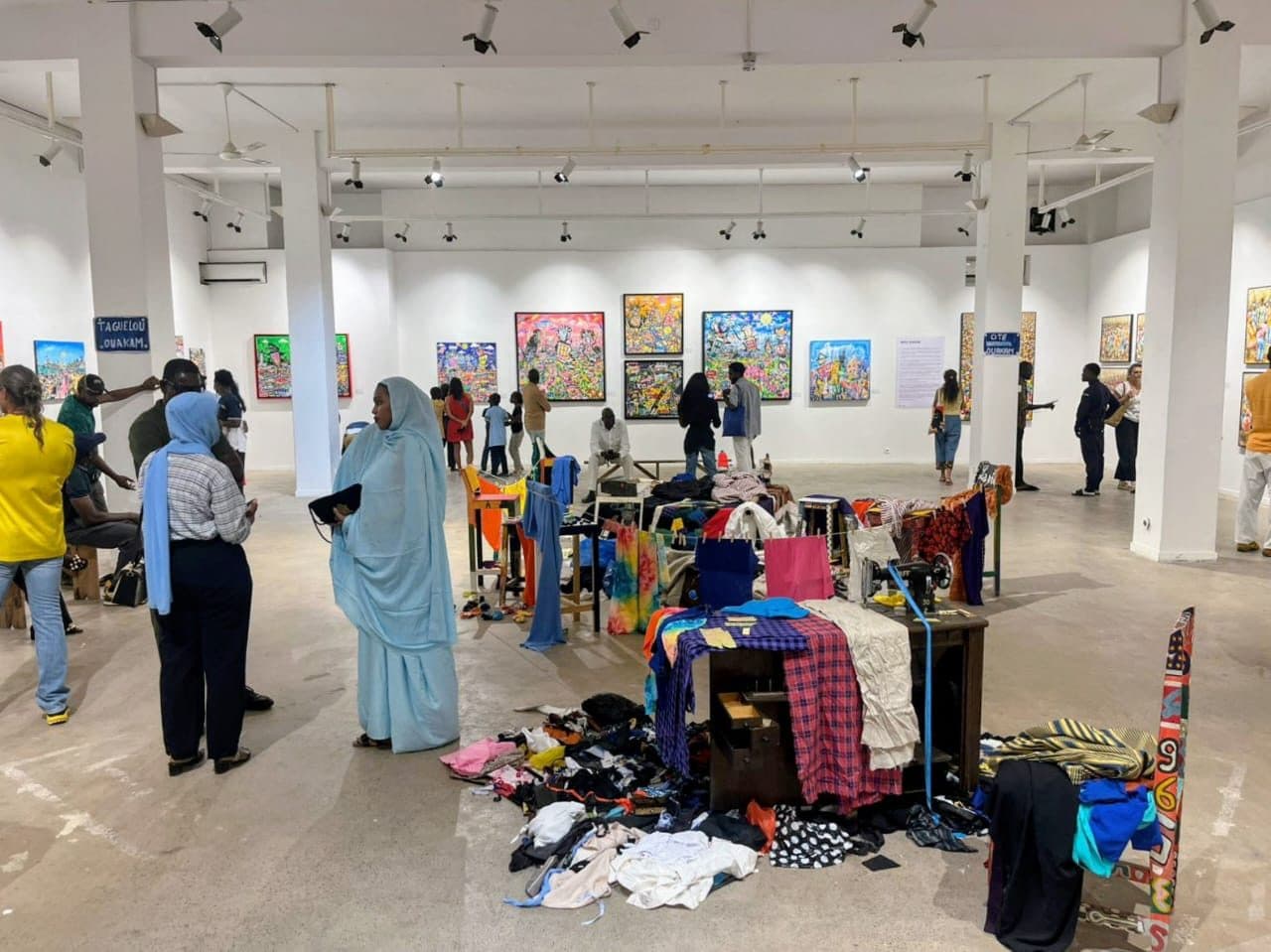 Marché de créateurs dans la galerie